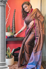 Load image into Gallery viewer, Urvashi