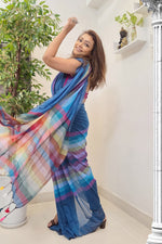 Load image into Gallery viewer, Sakhi
